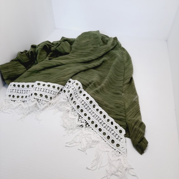 Front-Open Boho Hippie Sleeveless Olive Green Cardigan - Picture 11 of 14